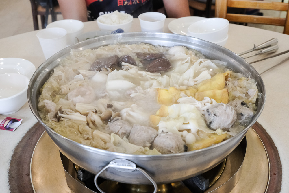 [食記] 台南中西區 東北酸白菜火煱 酸菜白肉鍋