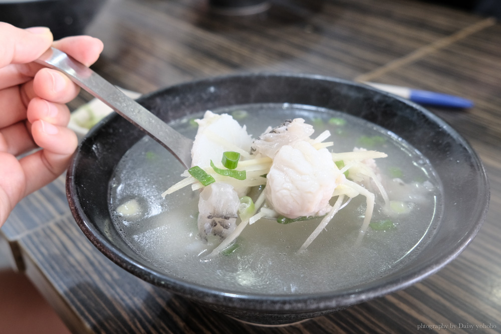 [食記] 台南東區 五木鮮魚店 新鮮野生石斑魚湯